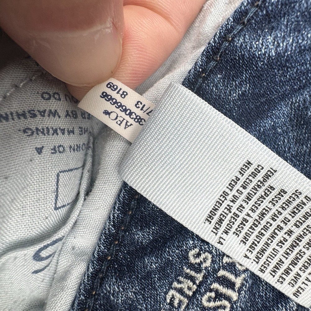 American Eagle Artist Flare Low Rise Jeans Blue Super Stretch Sz 8 30x31 Western - Picture 9 of 16